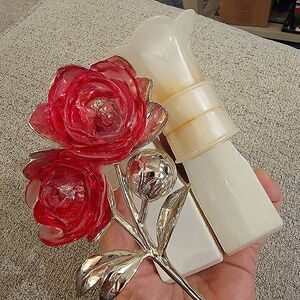 #Bath&Bodyworks Roses + White #Fragrance #Wallflower Plugs #NIGHTLIGHTS Set Of 2